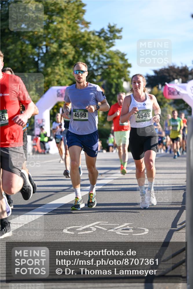 07.09.2025 - BARMER Alsterlauf Dr. Thomas Lammeyer http://msf.ph/oto/8707361 07.09.2025 09:27:25 Laufen 35, 533, 4599, 4543 meine-sportfotos.de