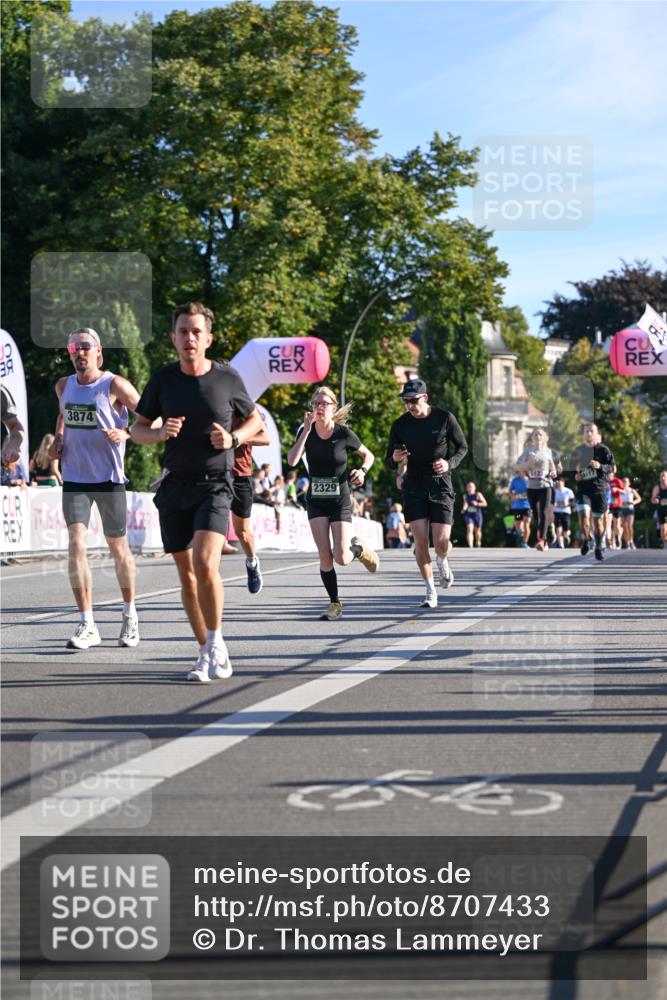 07.09.2025 - BARMER Alsterlauf Dr. Thomas Lammeyer http://msf.ph/oto/8707433 07.09.2025 09:27:40 Laufen 3874, 5123, 2329 meine-sportfotos.de