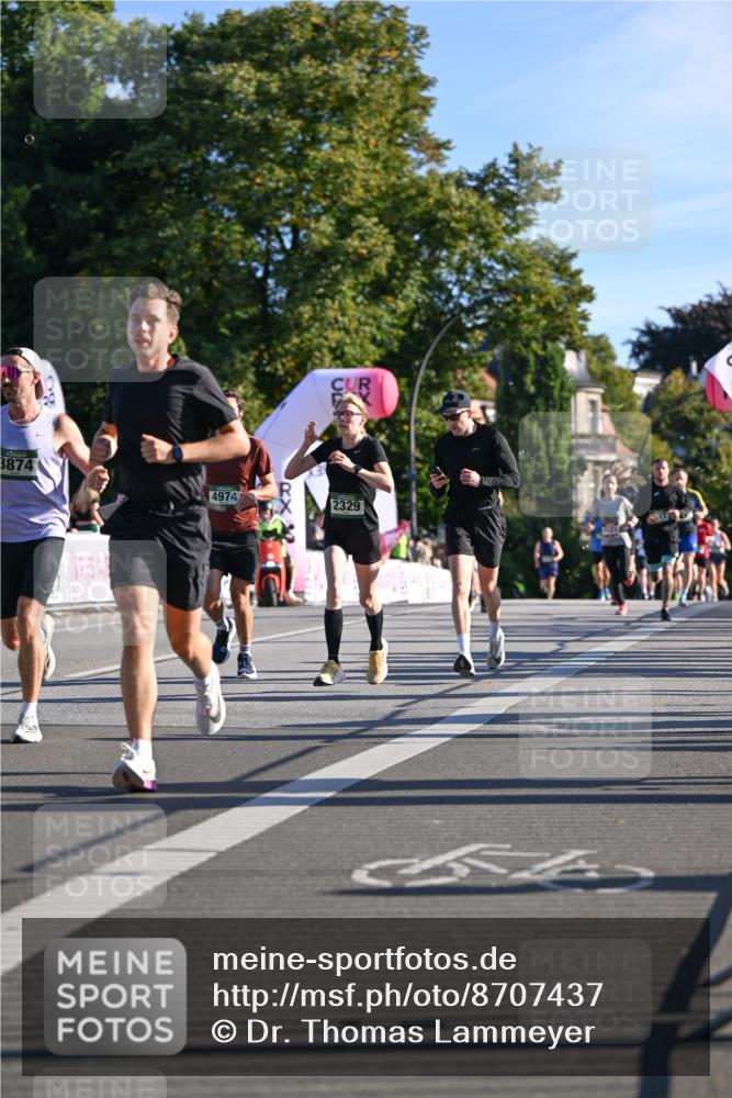 07.09.2025 - BARMER Alsterlauf Dr. Thomas Lammeyer http://msf.ph/oto/8707437 07.09.2025 09:27:41 Laufen 3874, 4974, 2329 meine-sportfotos.de