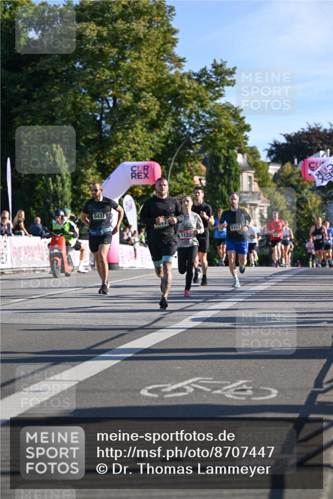 07.09.2025 - BARMER Alsterlauf Dr. Thomas Lammeyer http://msf.ph/oto/8707447 07.09.2025 09:27:44 Laufen 8431, 5123, 6163 meine-sportfotos.de