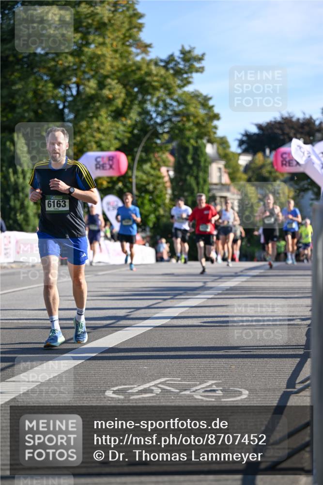 07.09.2025 - BARMER Alsterlauf Dr. Thomas Lammeyer http://msf.ph/oto/8707452 07.09.2025 09:27:47 Laufen 6163, 865 meine-sportfotos.de