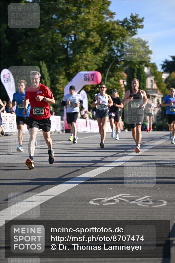 07.09.2025 - BARMER Alsterlauf Dr. Thomas Lammeyer http://msf.ph/oto/8707474 07.09.2025 09:27:51 Laufen 39, 398, 4821, 3916, 6229, 64 meine-sportfotos.de