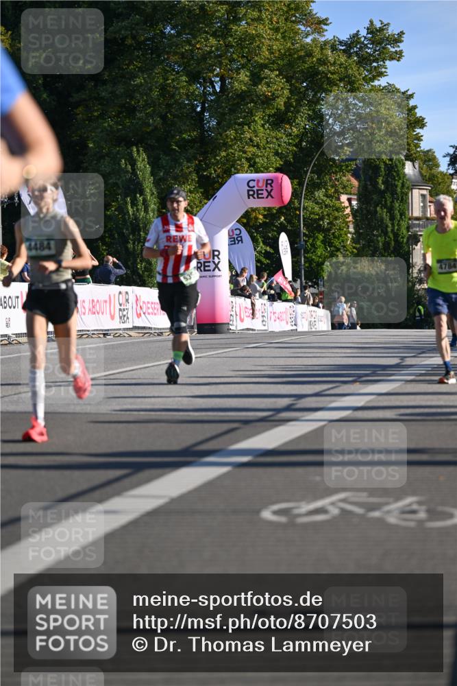 07.09.2025 - BARMER Alsterlauf Dr. Thomas Lammeyer http://msf.ph/oto/8707503 07.09.2025 09:27:57 Laufen 4484, 444, 4784 meine-sportfotos.de