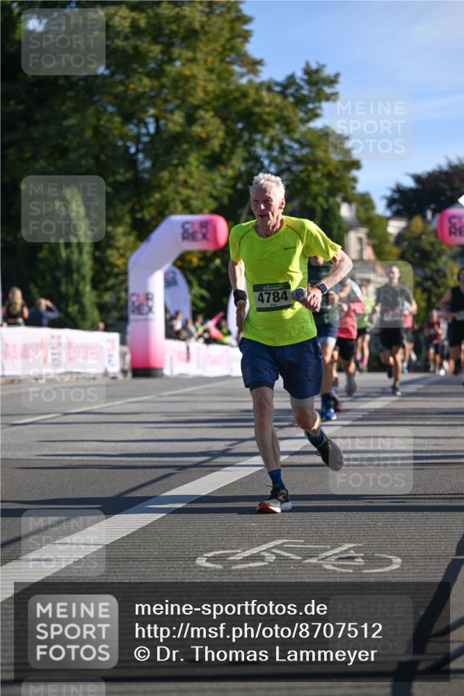 07.09.2025 - BARMER Alsterlauf Dr. Thomas Lammeyer http://msf.ph/oto/8707512 07.09.2025 09:27:59 Laufen 4784 meine-sportfotos.de
