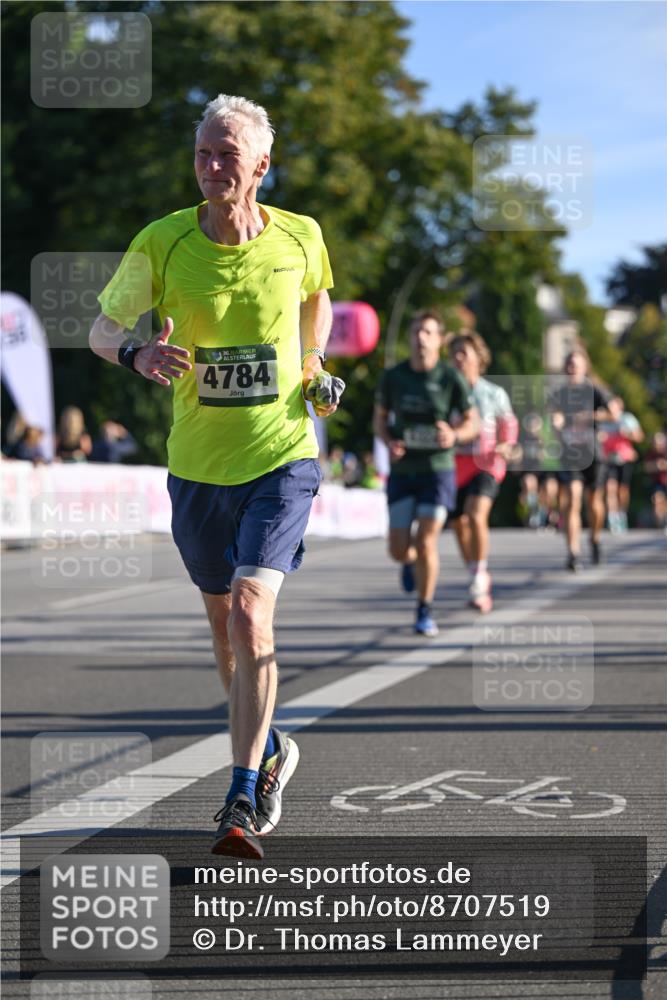 07.09.2025 - BARMER Alsterlauf Dr. Thomas Lammeyer http://msf.ph/oto/8707519 07.09.2025 09:28:00 Laufen 136, 4784, 54 meine-sportfotos.de