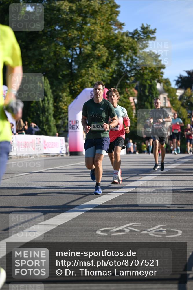 07.09.2025 - BARMER Alsterlauf Dr. Thomas Lammeyer http://msf.ph/oto/8707521 07.09.2025 09:28:01 Laufen 4762, 5329, 54 meine-sportfotos.de