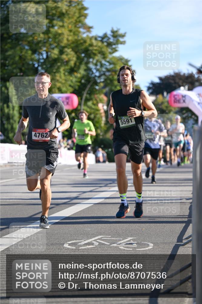 07.09.2025 - BARMER Alsterlauf Dr. Thomas Lammeyer http://msf.ph/oto/8707536 07.09.2025 09:28:04 Laufen 36, 4762, 5591 meine-sportfotos.de