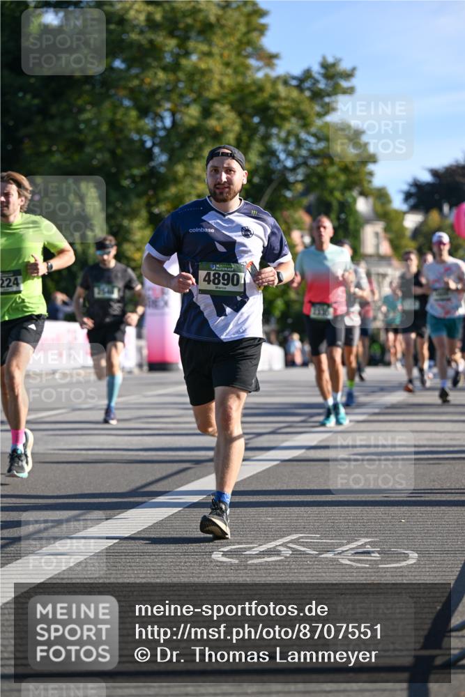 07.09.2025 - BARMER Alsterlauf Dr. Thomas Lammeyer http://msf.ph/oto/8707551 07.09.2025 09:28:06 Laufen 224, 4890 meine-sportfotos.de