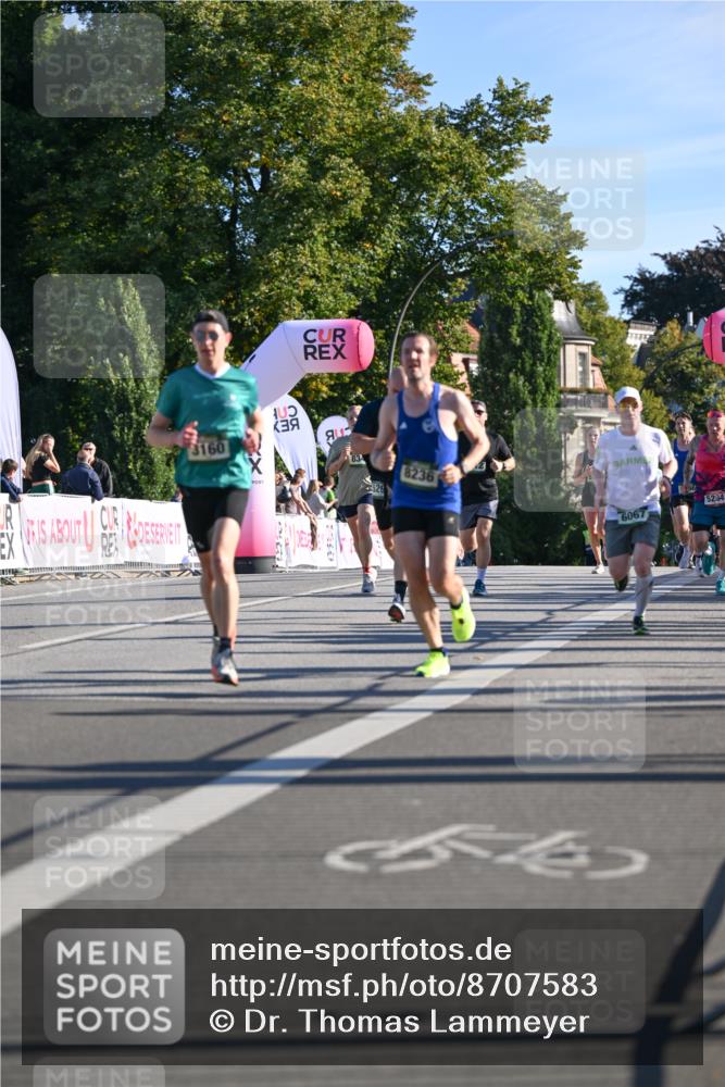 07.09.2025 - BARMER Alsterlauf Dr. Thomas Lammeyer http://msf.ph/oto/8707583 07.09.2025 09:28:13 Laufen 3160, 8236, 54, 6067, 5284 meine-sportfotos.de