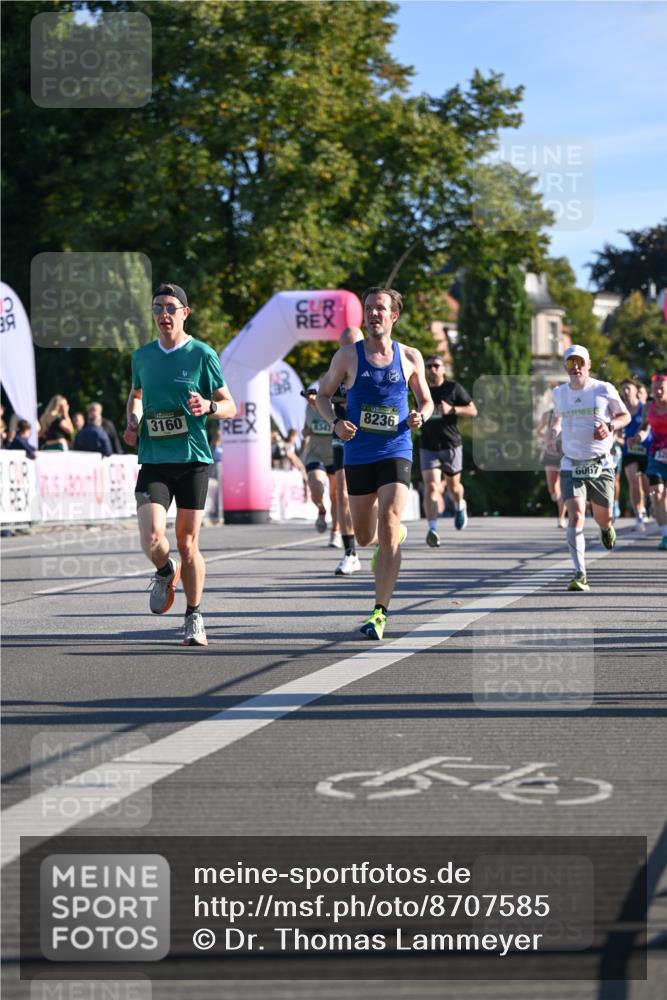07.09.2025 - BARMER Alsterlauf Dr. Thomas Lammeyer http://msf.ph/oto/8707585 07.09.2025 09:28:13 Laufen 3160, 8236, 6067 meine-sportfotos.de