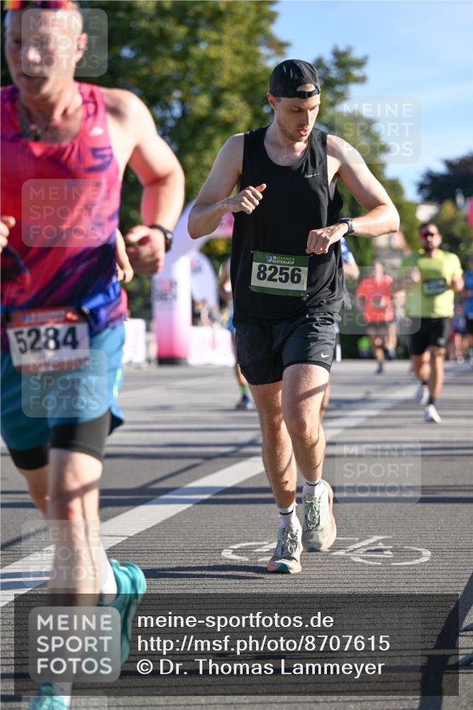 07.09.2025 - BARMER Alsterlauf Dr. Thomas Lammeyer http://msf.ph/oto/8707615 07.09.2025 09:28:19 Laufen 5284, 1636, 8256 meine-sportfotos.de