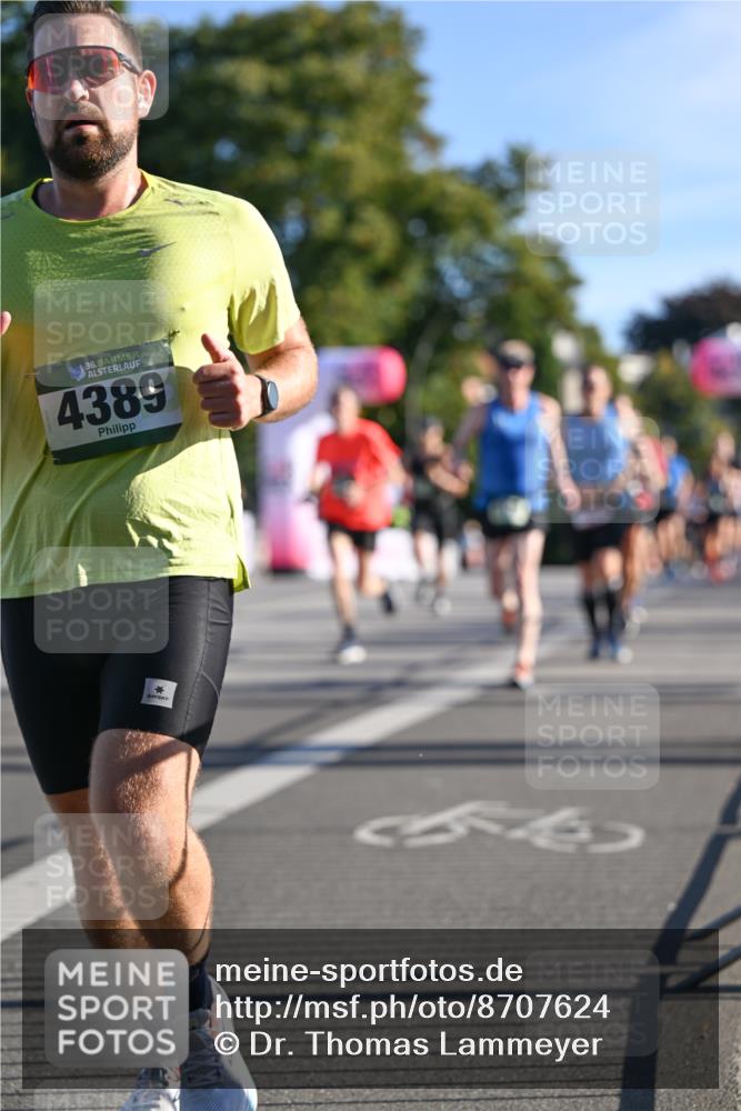 07.09.2025 - BARMER Alsterlauf Dr. Thomas Lammeyer http://msf.ph/oto/8707624 07.09.2025 09:28:23 Laufen 36, 4389 meine-sportfotos.de