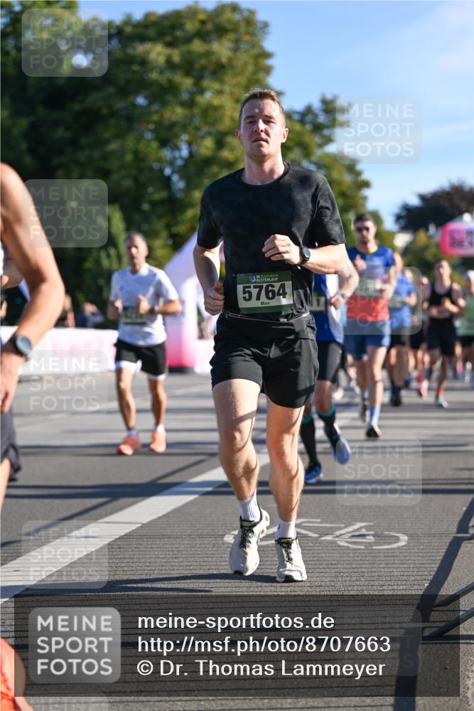 07.09.2025 - BARMER Alsterlauf Dr. Thomas Lammeyer http://msf.ph/oto/8707663 07.09.2025 09:28:30 Laufen 36, 5764 meine-sportfotos.de