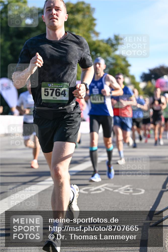 07.09.2025 - BARMER Alsterlauf Dr. Thomas Lammeyer http://msf.ph/oto/8707665 07.09.2025 09:28:31 Laufen 36, 5764, 44 meine-sportfotos.de