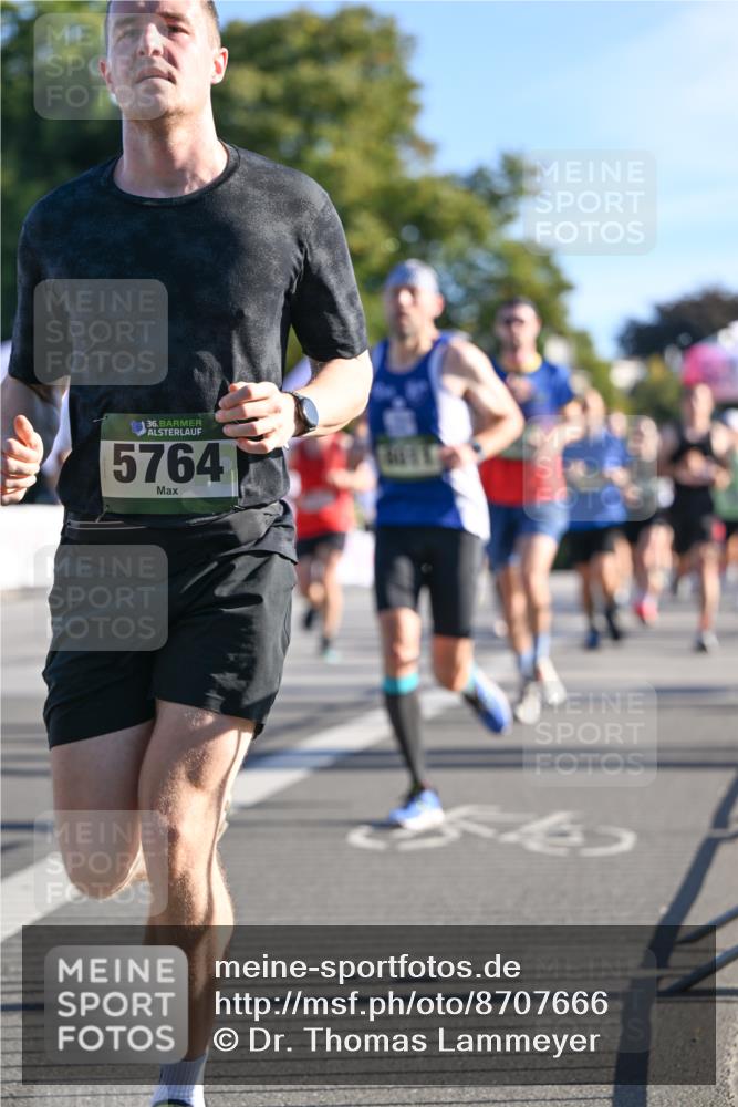 07.09.2025 - BARMER Alsterlauf Dr. Thomas Lammeyer http://msf.ph/oto/8707666 07.09.2025 09:28:31 Laufen 36, 5764 meine-sportfotos.de