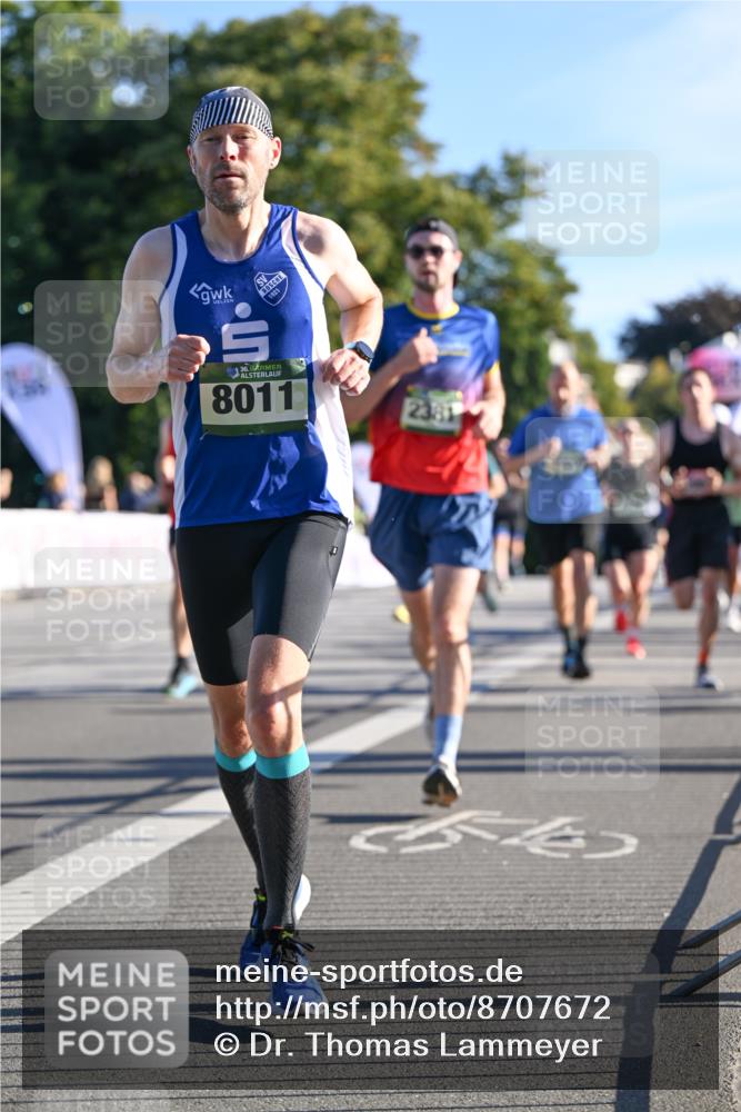07.09.2025 - BARMER Alsterlauf Dr. Thomas Lammeyer http://msf.ph/oto/8707672 07.09.2025 09:28:32 Laufen 1921, 36, 8011, 2381, 440 meine-sportfotos.de