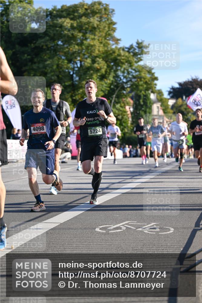 07.09.2025 - BARMER Alsterlauf Dr. Thomas Lammeyer http://msf.ph/oto/8707724 07.09.2025 09:28:41 Laufen 4098, 5724, 59 meine-sportfotos.de