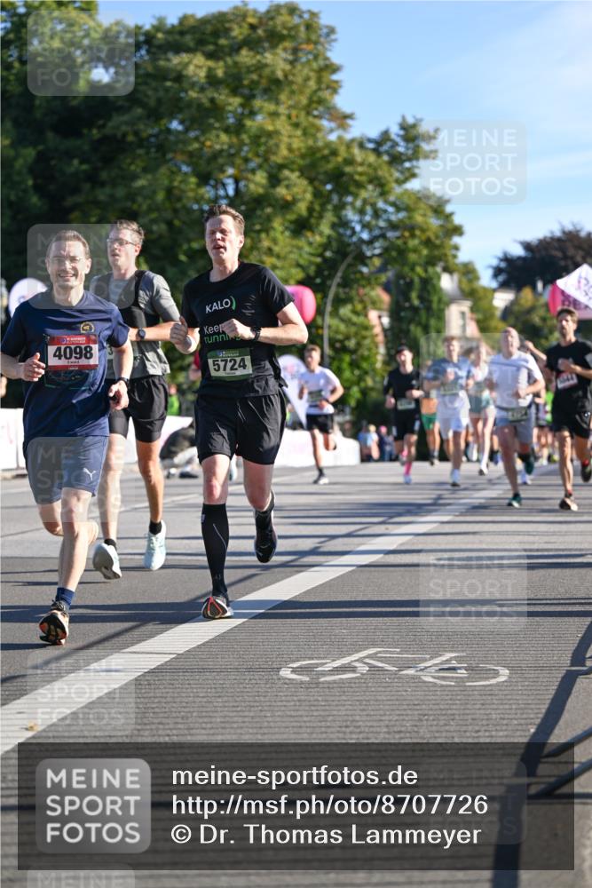 07.09.2025 - BARMER Alsterlauf Dr. Thomas Lammeyer http://msf.ph/oto/8707726 07.09.2025 09:28:42 Laufen 4098, 5724, 39 meine-sportfotos.de