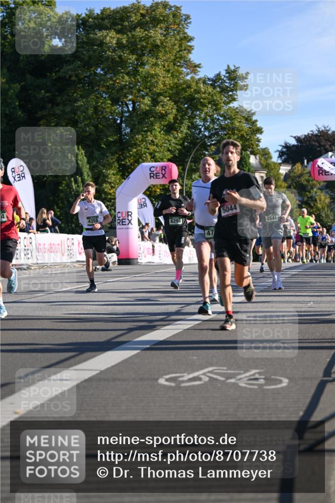 07.09.2025 - BARMER Alsterlauf Dr. Thomas Lammeyer http://msf.ph/oto/8707738 07.09.2025 09:28:44 Laufen 4358, 6298, 47, 5044, 54, 2541 meine-sportfotos.de