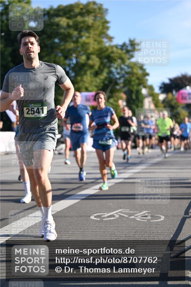 07.09.2025 - BARMER Alsterlauf Dr. Thomas Lammeyer http://msf.ph/oto/8707762 07.09.2025 09:28:47 Laufen 36, 2541, 54 meine-sportfotos.de