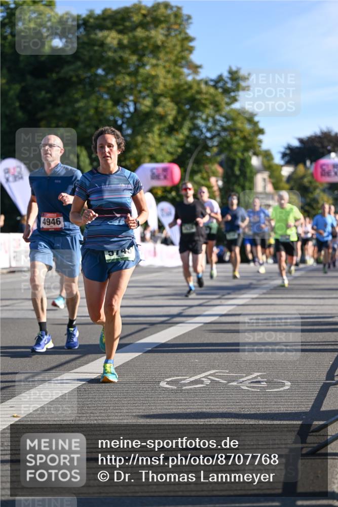 07.09.2025 - BARMER Alsterlauf Dr. Thomas Lammeyer http://msf.ph/oto/8707768 07.09.2025 09:28:48 Laufen 4946 meine-sportfotos.de