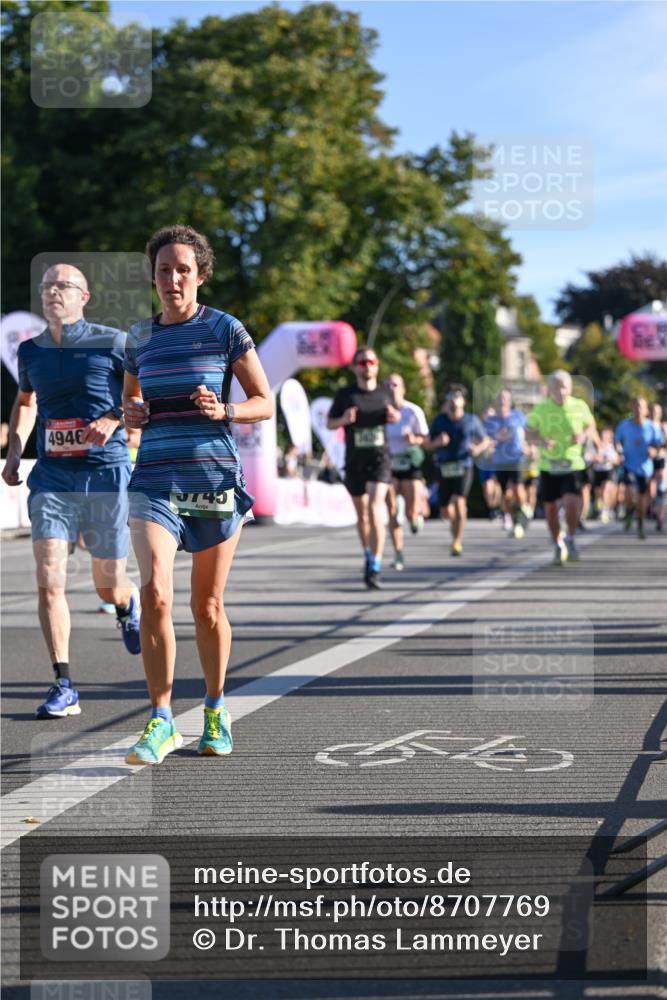 07.09.2025 - BARMER Alsterlauf Dr. Thomas Lammeyer http://msf.ph/oto/8707769 07.09.2025 09:28:49 Laufen 4946, 5745, 54 meine-sportfotos.de
