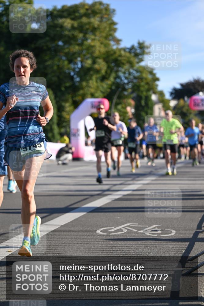 07.09.2025 - BARMER Alsterlauf Dr. Thomas Lammeyer http://msf.ph/oto/8707772 07.09.2025 09:28:49 Laufen  meine-sportfotos.de