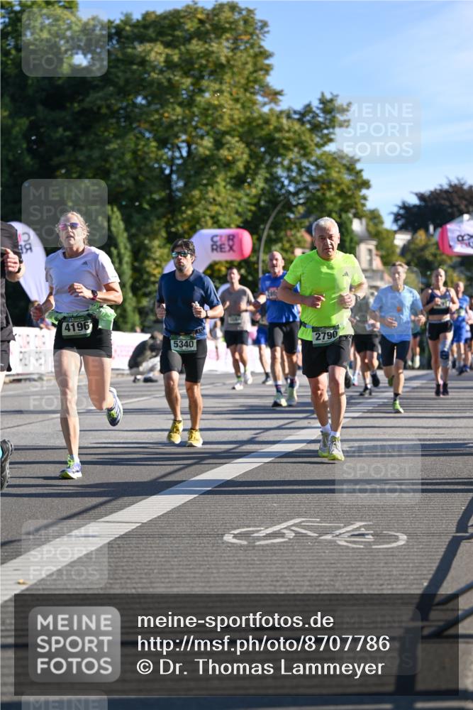 07.09.2025 - BARMER Alsterlauf Dr. Thomas Lammeyer http://msf.ph/oto/8707786 07.09.2025 09:28:51 Laufen 4196, 5340, 2790, 54 meine-sportfotos.de