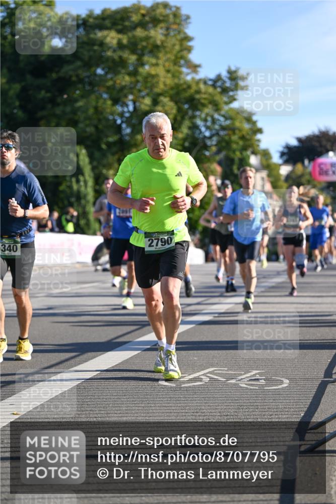 07.09.2025 - BARMER Alsterlauf Dr. Thomas Lammeyer http://msf.ph/oto/8707795 07.09.2025 09:28:53 Laufen 340, 2790 meine-sportfotos.de