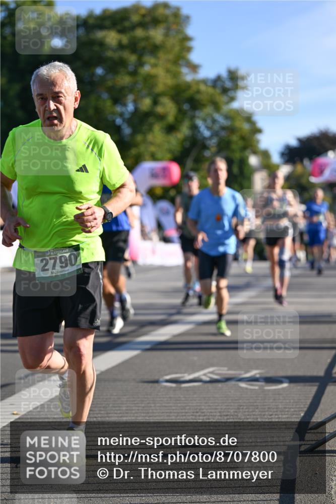 07.09.2025 - BARMER Alsterlauf Dr. Thomas Lammeyer http://msf.ph/oto/8707800 07.09.2025 09:28:54 Laufen 6, 2790 meine-sportfotos.de