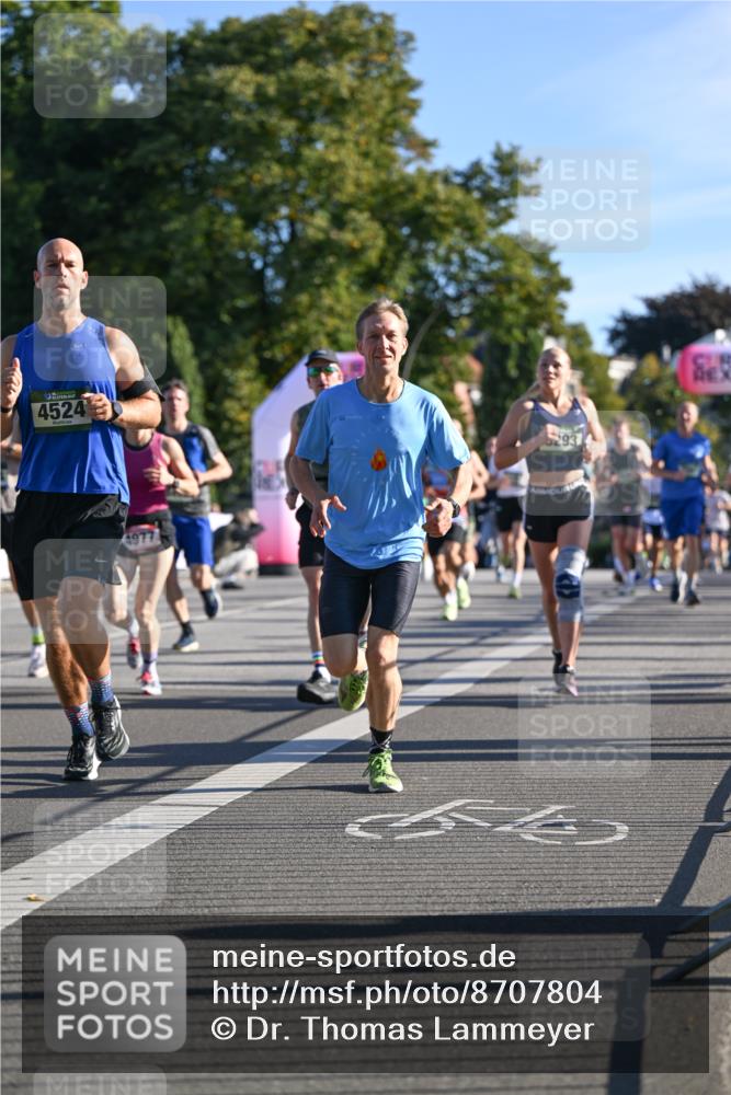 07.09.2025 - BARMER Alsterlauf Dr. Thomas Lammeyer http://msf.ph/oto/8707804 07.09.2025 09:28:54 Laufen 4524, 52937 meine-sportfotos.de