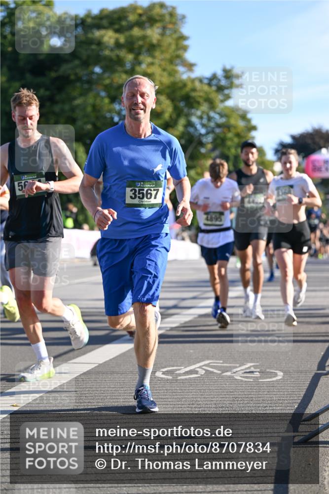 07.09.2025 - BARMER Alsterlauf Dr. Thomas Lammeyer http://msf.ph/oto/8707834 07.09.2025 09:29:00 Laufen 56, 36, 3567, 4895, 54 meine-sportfotos.de