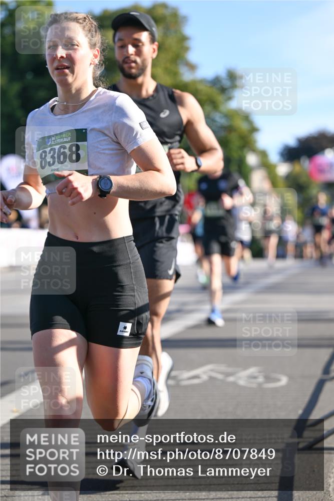 07.09.2025 - BARMER Alsterlauf Dr. Thomas Lammeyer http://msf.ph/oto/8707849 07.09.2025 09:29:02 Laufen 136, 8368, 44 meine-sportfotos.de