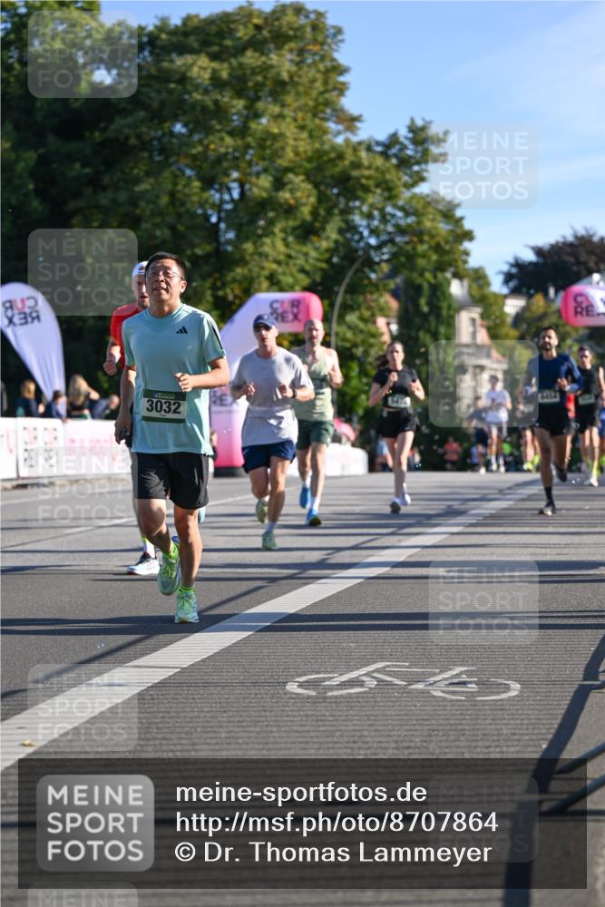 07.09.2025 - BARMER Alsterlauf Dr. Thomas Lammeyer http://msf.ph/oto/8707864 07.09.2025 09:29:04 Laufen 3032, 59 meine-sportfotos.de