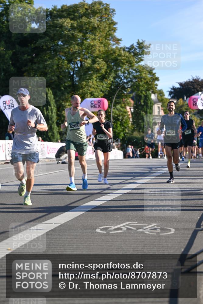 07.09.2025 - BARMER Alsterlauf Dr. Thomas Lammeyer http://msf.ph/oto/8707873 07.09.2025 09:29:06 Laufen 5208, 8454, 5470, 54, 3544 meine-sportfotos.de