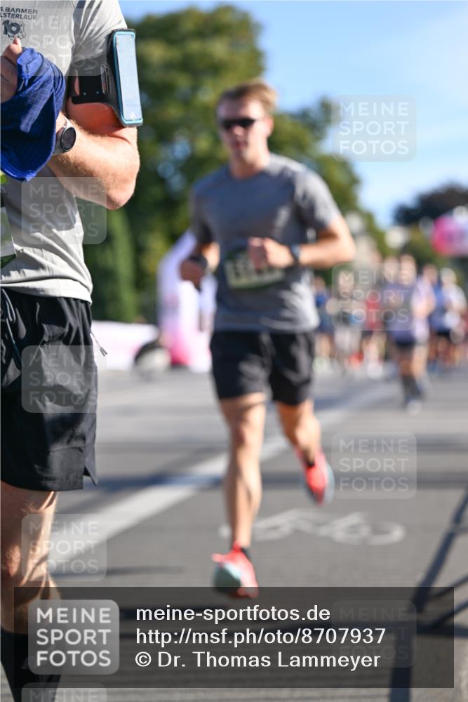 07.09.2025 - BARMER Alsterlauf Dr. Thomas Lammeyer http://msf.ph/oto/8707937 07.09.2025 09:29:17 Laufen 5 meine-sportfotos.de