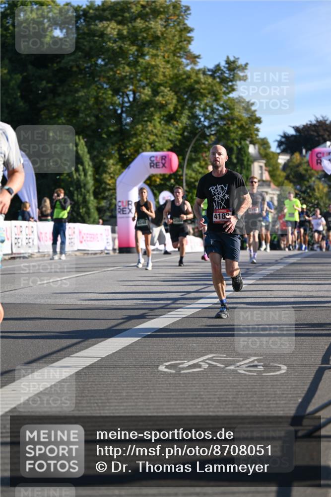 07.09.2025 - BARMER Alsterlauf Dr. Thomas Lammeyer http://msf.ph/oto/8708051 07.09.2025 09:29:36 Laufen 27160, 4182 meine-sportfotos.de