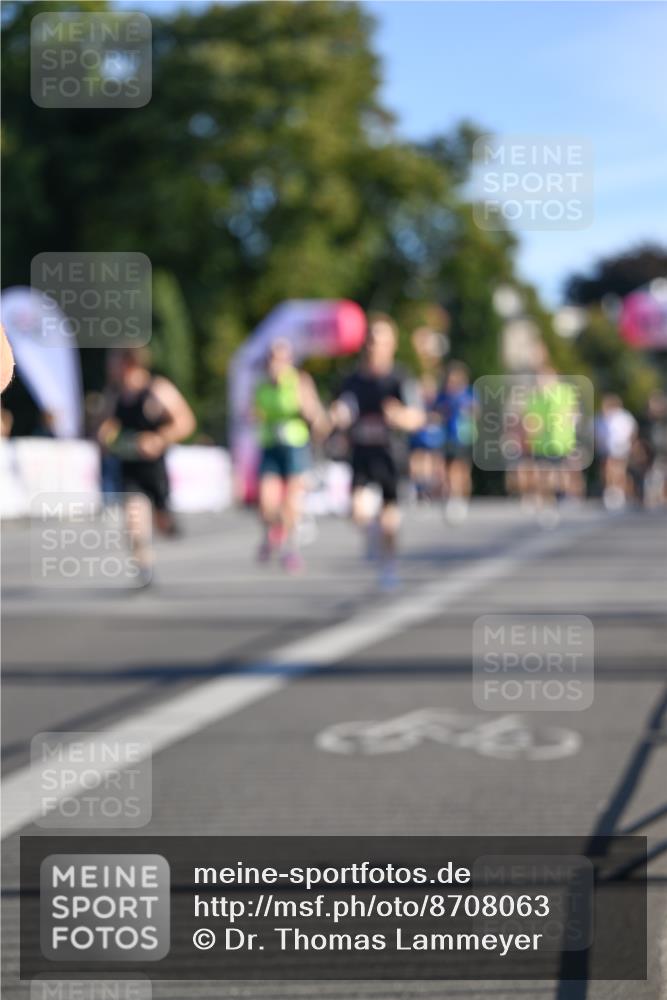 07.09.2025 - BARMER Alsterlauf Dr. Thomas Lammeyer http://msf.ph/oto/8708063 07.09.2025 09:29:38 Laufen  meine-sportfotos.de