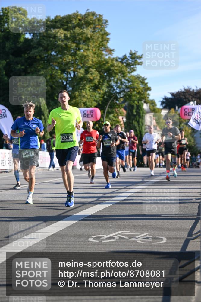 07.09.2025 - BARMER Alsterlauf Dr. Thomas Lammeyer http://msf.ph/oto/8708081 07.09.2025 09:29:43 Laufen 4308, 5067, 2383, 4304, 8275, 549, 3206 meine-sportfotos.de