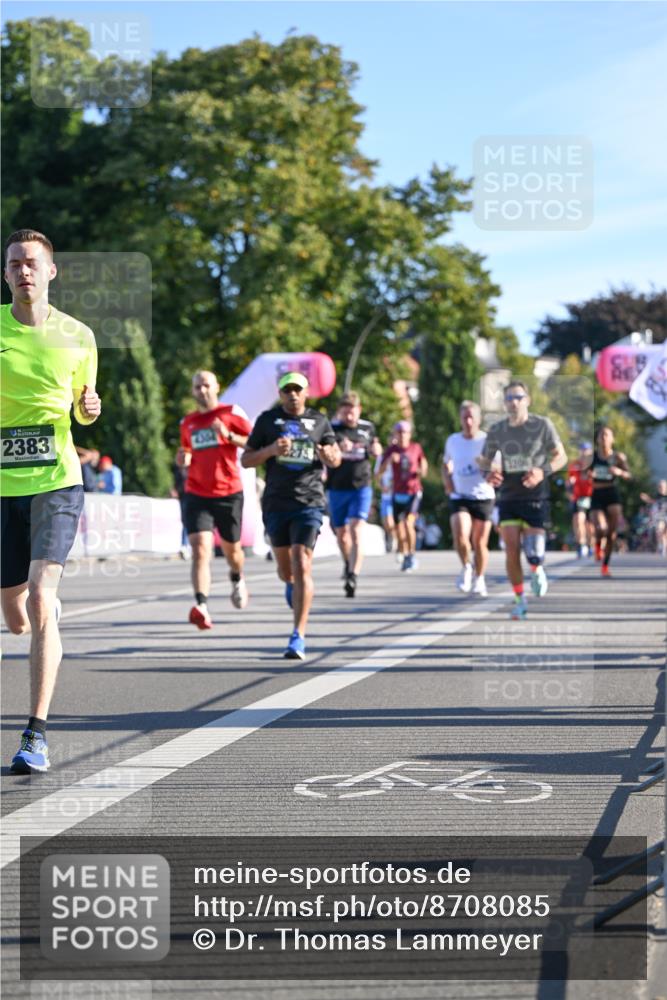 07.09.2025 - BARMER Alsterlauf Dr. Thomas Lammeyer http://msf.ph/oto/8708085 07.09.2025 09:29:44 Laufen 2383, 4304 meine-sportfotos.de