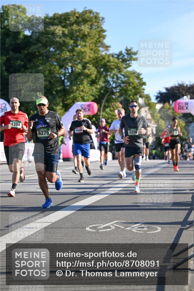 07.09.2025 - BARMER Alsterlauf Dr. Thomas Lammeyer http://msf.ph/oto/8708091 07.09.2025 09:29:45 Laufen 4304, 10, 8275, 5626, 3206 meine-sportfotos.de