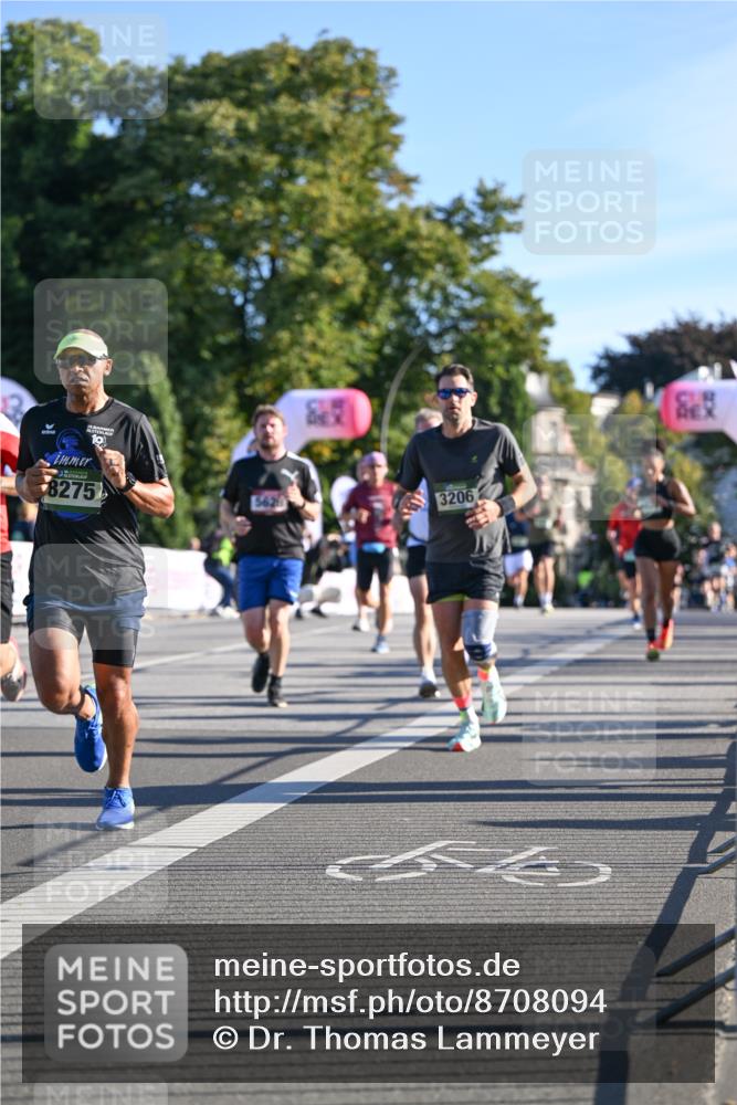07.09.2025 - BARMER Alsterlauf Dr. Thomas Lammeyer http://msf.ph/oto/8708094 07.09.2025 09:29:46 Laufen 10, 8275, 5628, 3206 meine-sportfotos.de