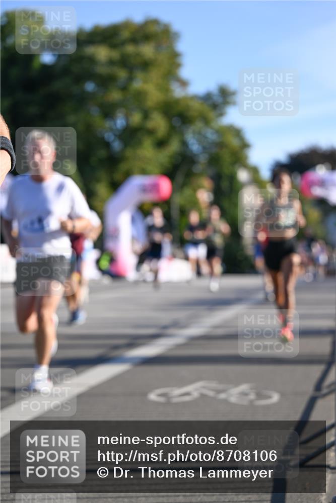 07.09.2025 - BARMER Alsterlauf Dr. Thomas Lammeyer http://msf.ph/oto/8708106 07.09.2025 09:29:48 Laufen  meine-sportfotos.de