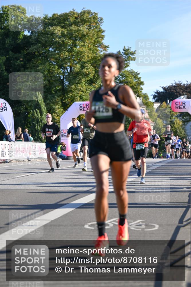 07.09.2025 - BARMER Alsterlauf Dr. Thomas Lammeyer http://msf.ph/oto/8708116 07.09.2025 09:29:50 Laufen 426, 2918, 4010, 2912, 5179 meine-sportfotos.de