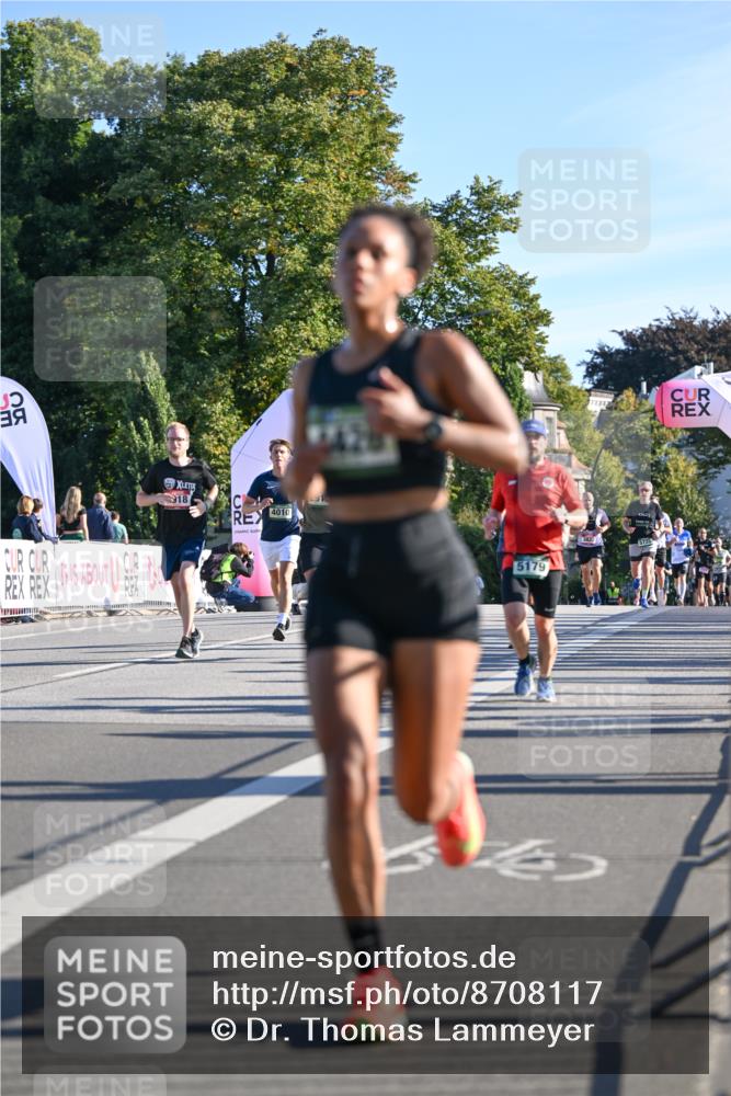 07.09.2025 - BARMER Alsterlauf Dr. Thomas Lammeyer http://msf.ph/oto/8708117 07.09.2025 09:29:50 Laufen 1, 18, 4010, 5179, 3823 meine-sportfotos.de