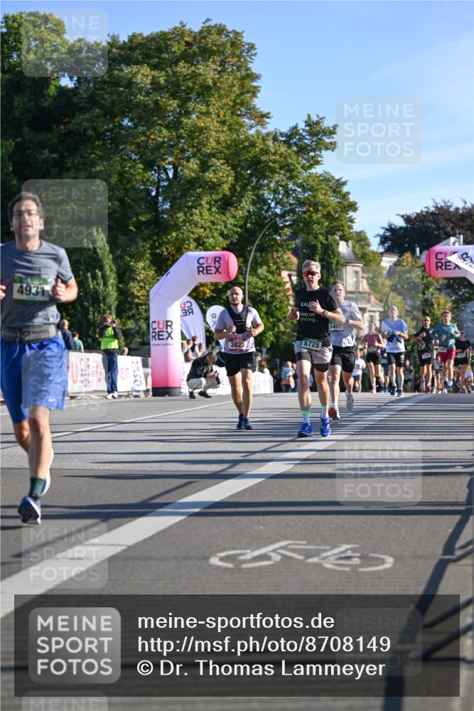 07.09.2025 - BARMER Alsterlauf Dr. Thomas Lammeyer http://msf.ph/oto/8708149 07.09.2025 09:29:56 Laufen 4931, 355, 3823, 5725, 5487, 554 meine-sportfotos.de