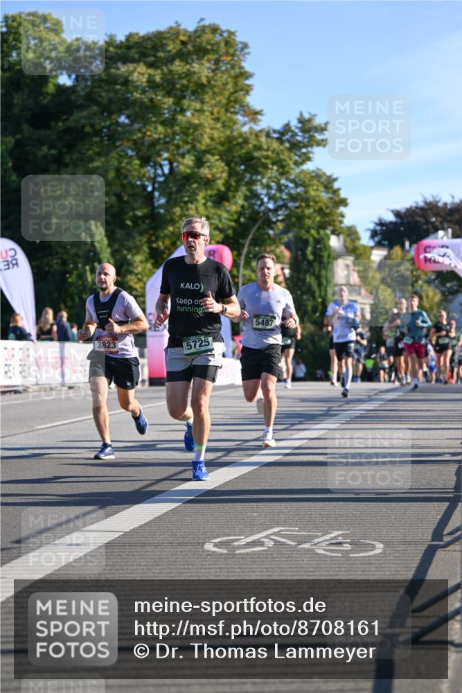 07.09.2025 - BARMER Alsterlauf Dr. Thomas Lammeyer http://msf.ph/oto/8708161 07.09.2025 09:29:57 Laufen 3823, 15725, 5487 meine-sportfotos.de