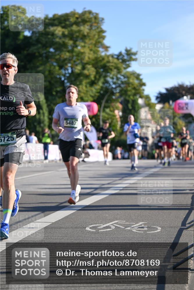 07.09.2025 - BARMER Alsterlauf Dr. Thomas Lammeyer http://msf.ph/oto/8708169 07.09.2025 09:29:59 Laufen 5487, 5725 meine-sportfotos.de