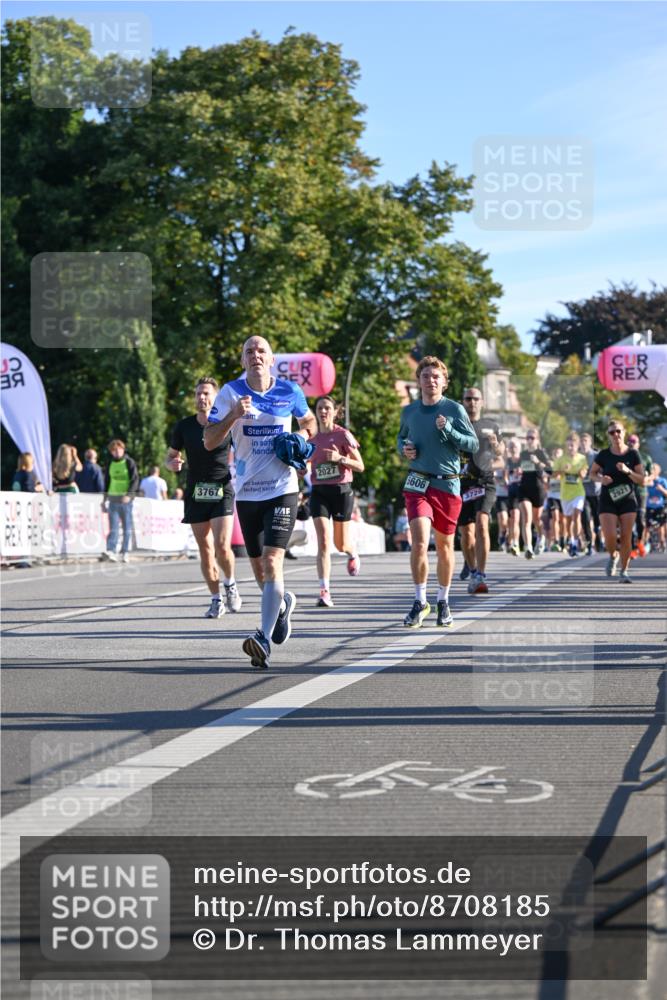 07.09.2025 - BARMER Alsterlauf Dr. Thomas Lammeyer http://msf.ph/oto/8708185 07.09.2025 09:30:01 Laufen 3767, 2027, 5606, 3728, 2921 meine-sportfotos.de