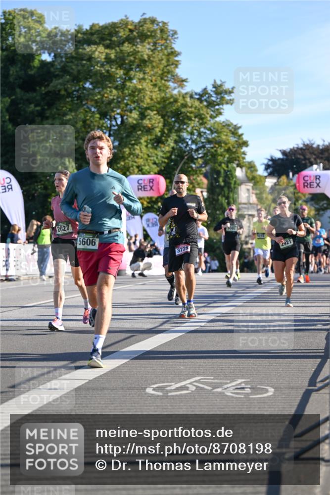 07.09.2025 - BARMER Alsterlauf Dr. Thomas Lammeyer http://msf.ph/oto/8708198 07.09.2025 09:30:03 Laufen 2027, 5606, 3728, 5091, 1015, 2921 meine-sportfotos.de